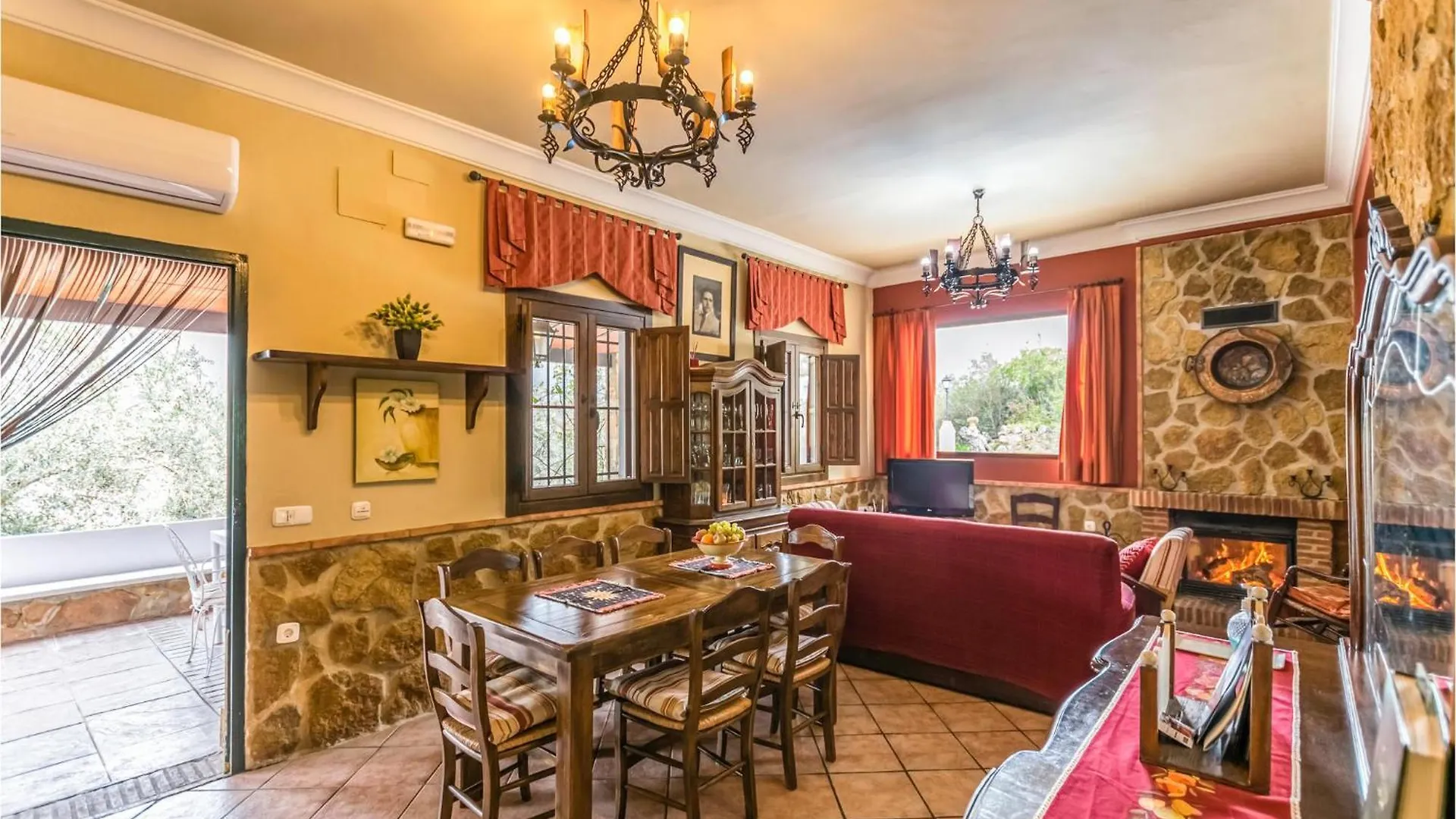 Stunning Home In Cordoba With Kitchen Carcabuey Holiday home