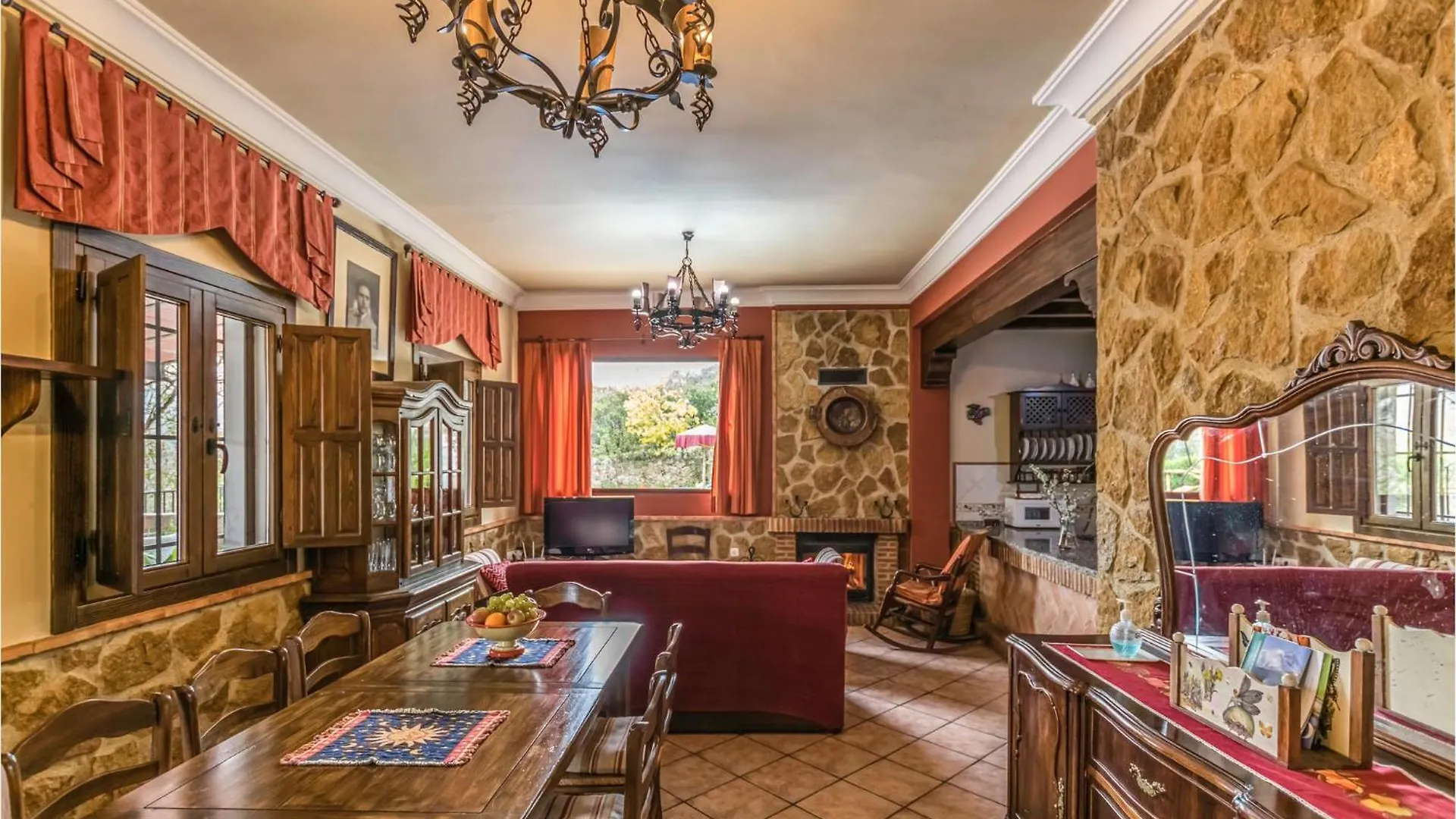 Stunning Home In Cordoba With Kitchen Carcabuey 0*,